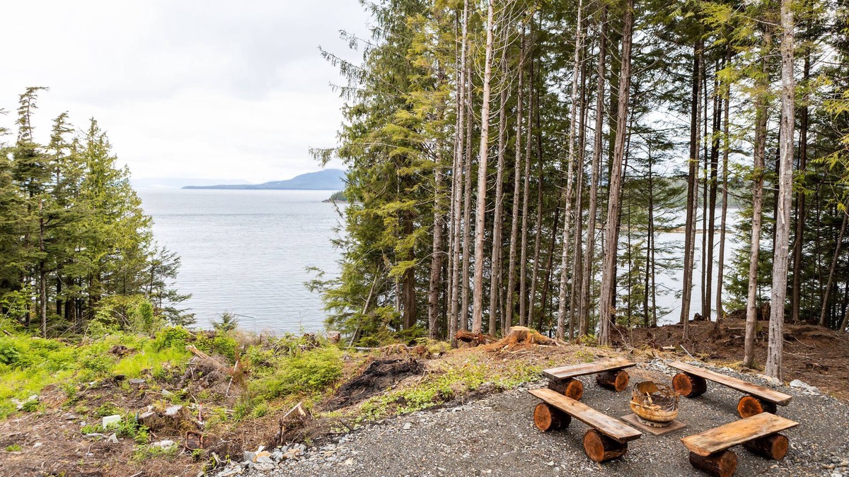 Ketchikan Cabin | Custom built home boasting views of Clover Passage