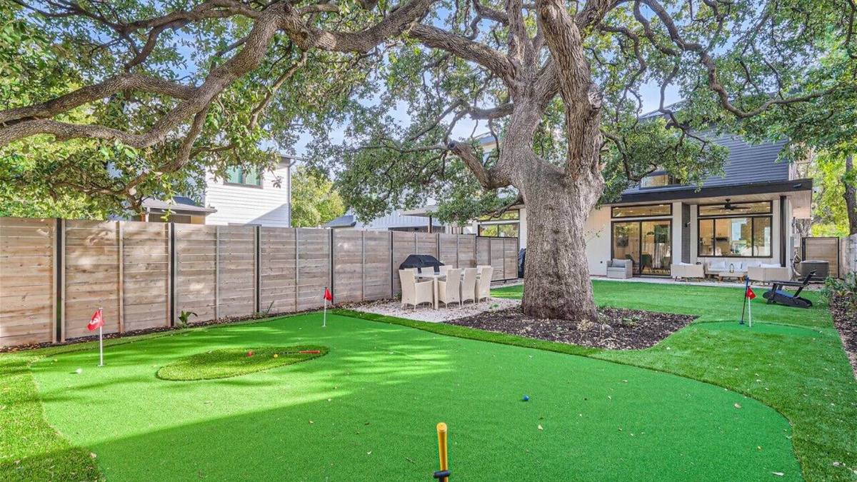South Manchaca House | Custom New Build Central Austin Home Mins to DT