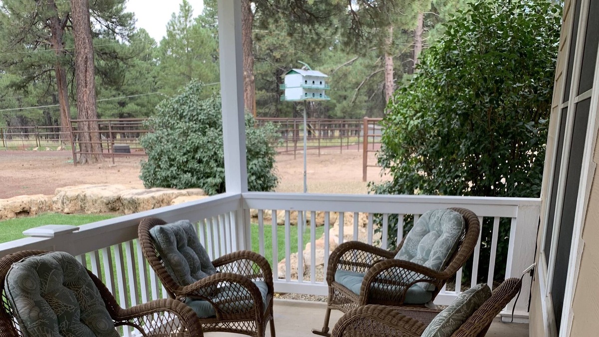 Mountainaire House | Custom ranch style home on 10 acres in the forest