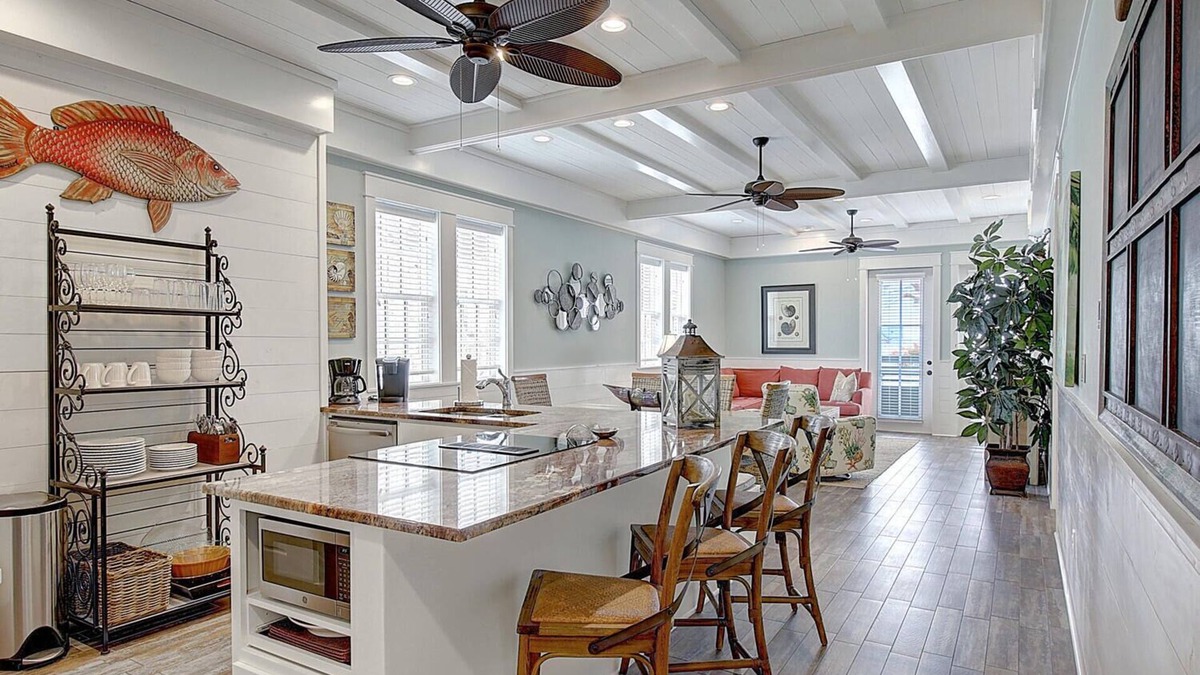 Cinnamon Shore Condo | Customized Condo w/Designer Details@Cinnamon Shore w/Great Amenities!