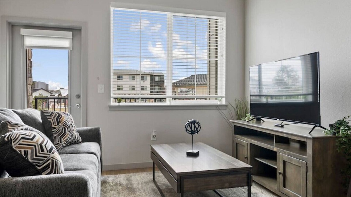 Dupont Apartment | Cute 1BR in Green Valley