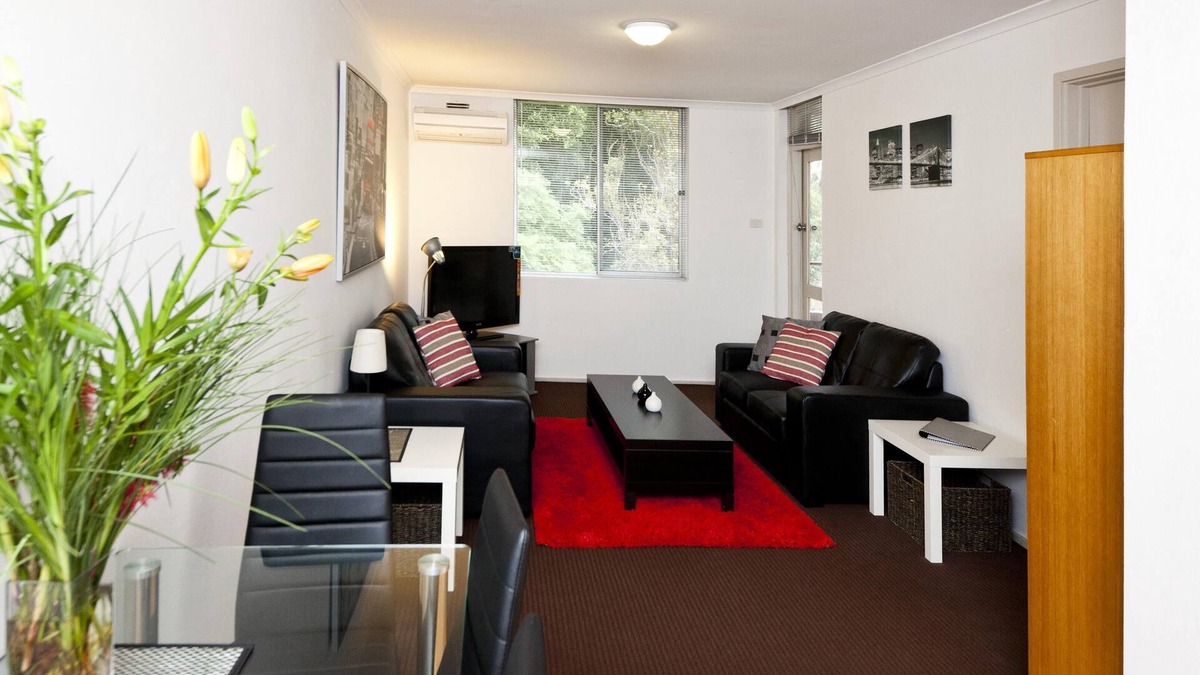 Daglish Apartment | Cute and affordable park side accommodation