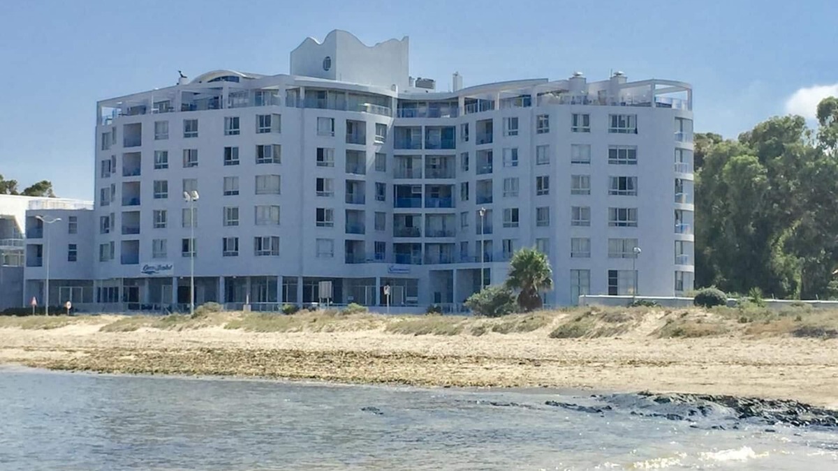 Strand Hotel | CUTE AND COZY BEACHFRONT APARTMENT
