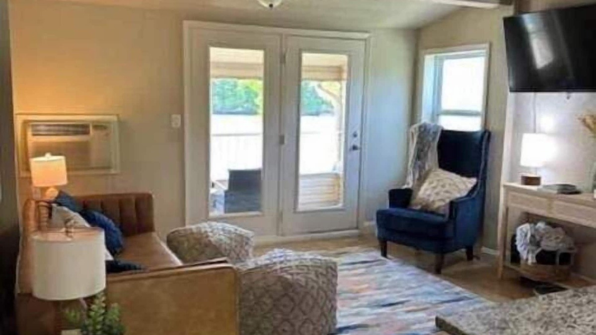 Mid America Apartment | Cute and Cozy! Great for a couple or small family