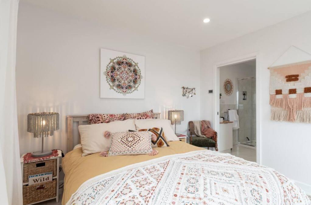 Lulworth Apartment | Cute as a button and on the beach