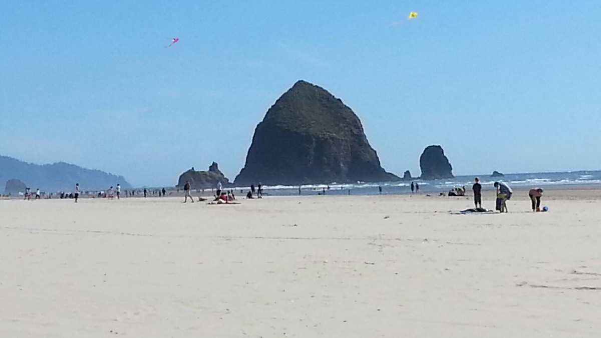 Downtown Cannon Beach Cottage | Cute Cannon Beach Cottage