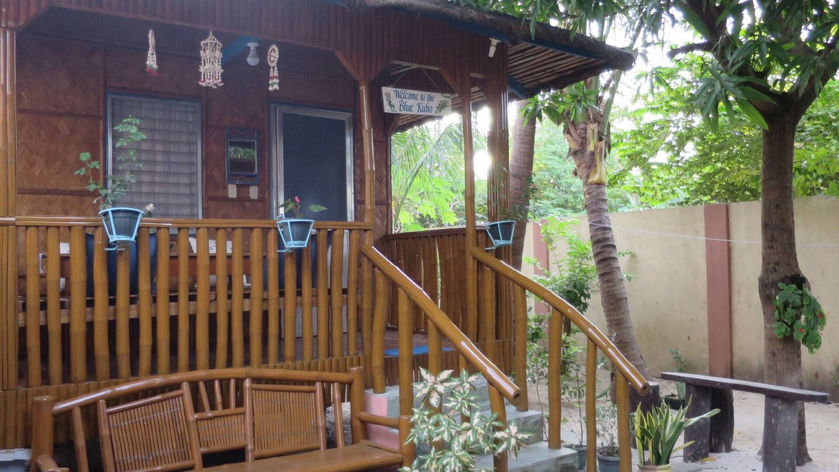 Roxas Cottage | Cute , cool Blue Kubo near the beach