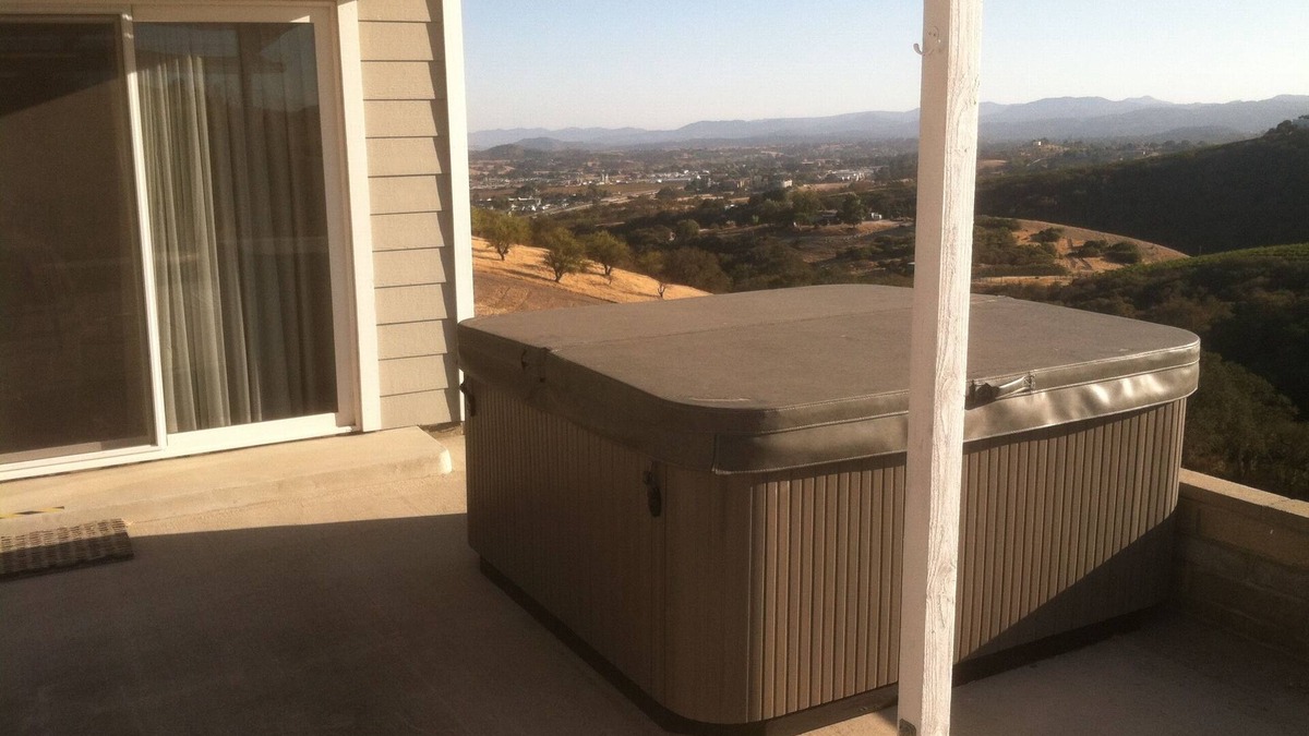 Paso Robles Apartment | Cute Cottage in wine country
