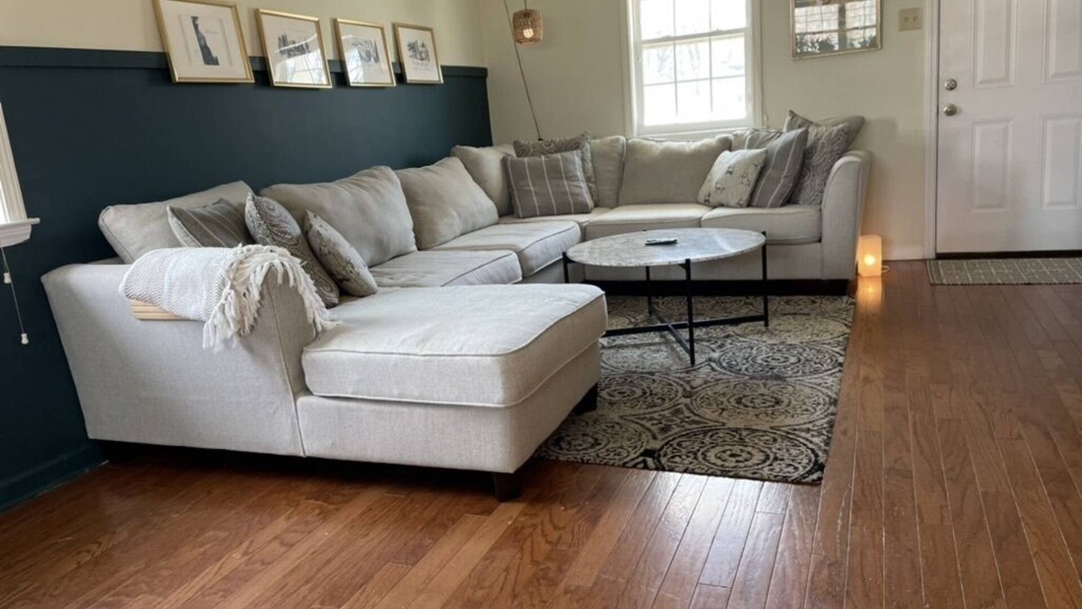 University District House | Cute Home near Broad Ave Memphis. 5 min from Overton Park and on Hampline.
