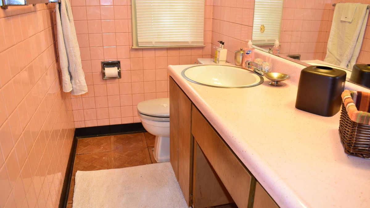 Detroit House | Cute Malvern Hill 3bd/1.5 ba Bungalow, Sleeps 8