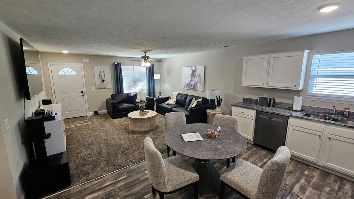 Wilmington House | Cute New Const Wilmington Ranch