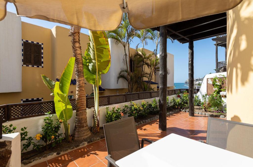 Bahia Feliz House | Cute next to beach & pool- P27 By CanariasGetaway