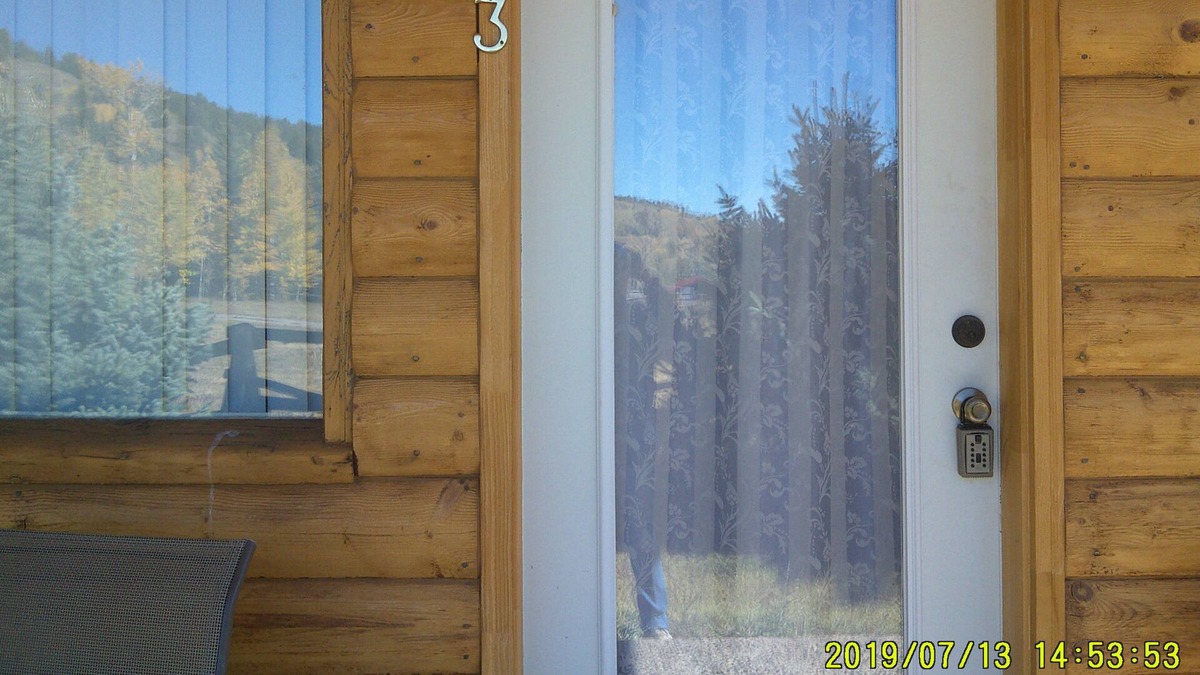 Moran Cabin | Cute One Room Cabin with Gorgeous Views of the Grand Tetons