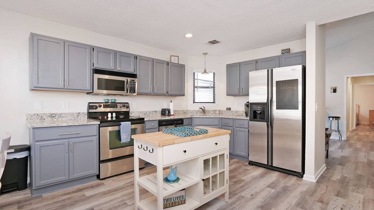 Jacksonville Beach House | Cute South Jax Beach House near Mayo