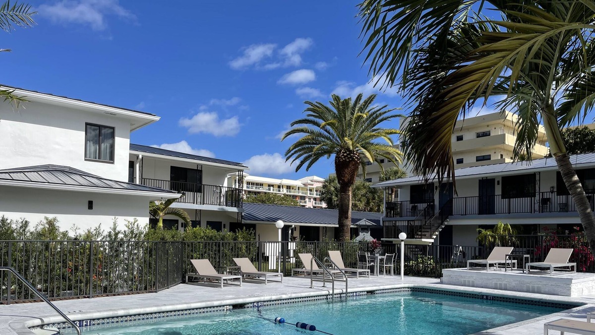 Deerfield Beach Resort | Cute Studio in a Beautiful Resort Steps from the Beach