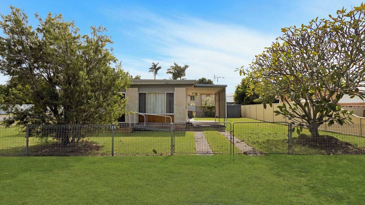 Urangan Apartment | Cutie On Cunningham Street