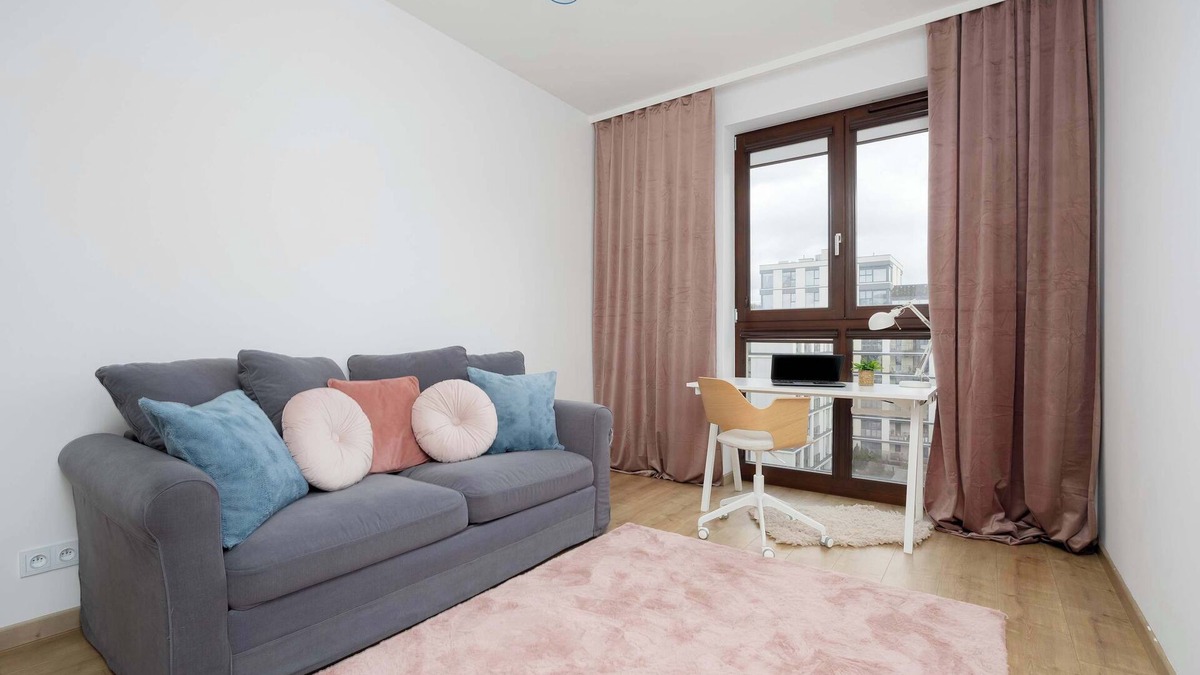 Mokotow Apartment | Cybernetyki 7H | Apartment | Parking | Desk