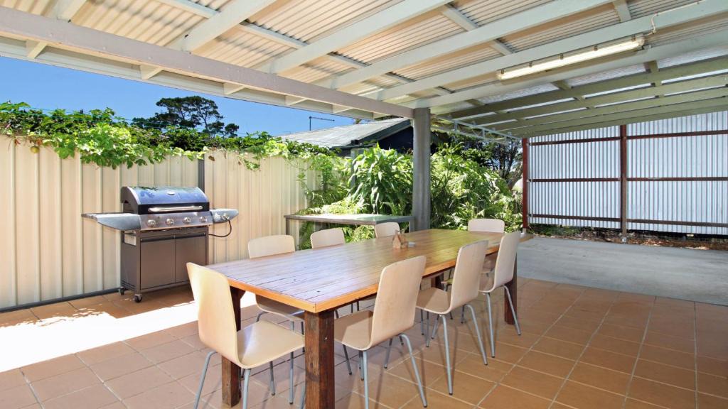 Evans Head House | Cypress Cottage 26 Cypress Street Evans Head