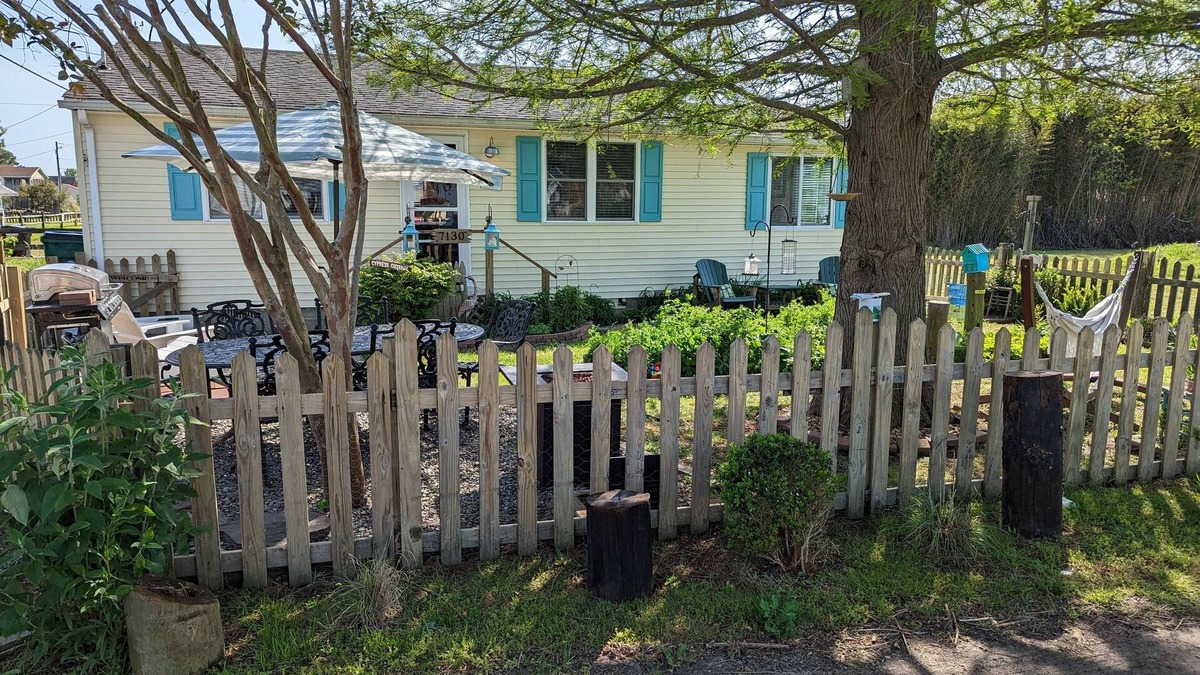 Chincoteague House | Cypress Cottage -Waterview-TOWN LINENS AND TOWELS/Beach Supplies Provided