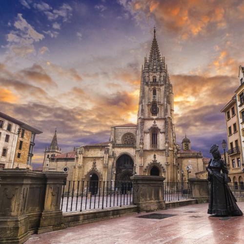 Oviedo City Centre Apartment | Dúplex Casco Histórico-Catedral Parking incluido