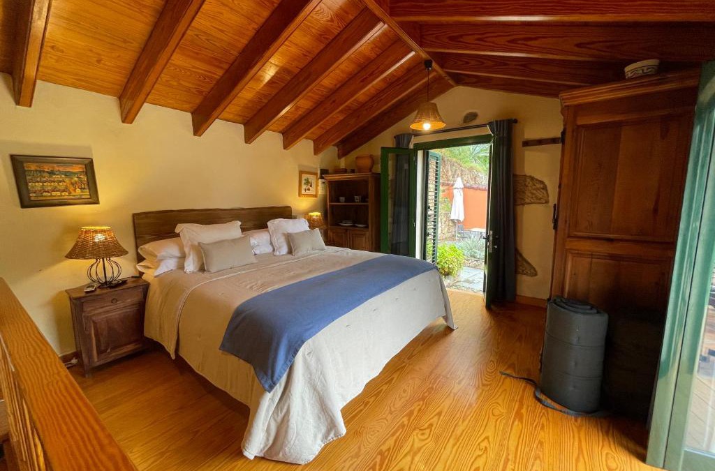 Firgas House | Dúplex de invitados en medio del bosque