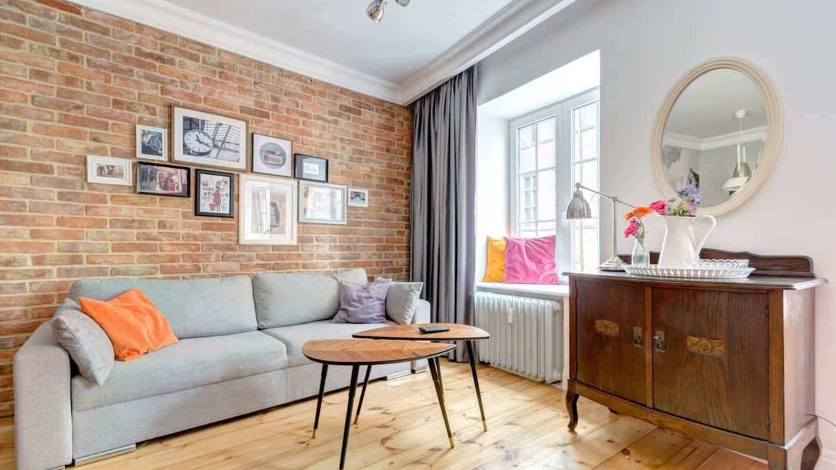 Old Town Apartment | Długa 43/44 | Gdańsk | Stylish Apartment | View on Długa Street