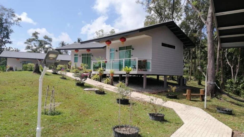 Kudat Hotel | D View Holiday Home