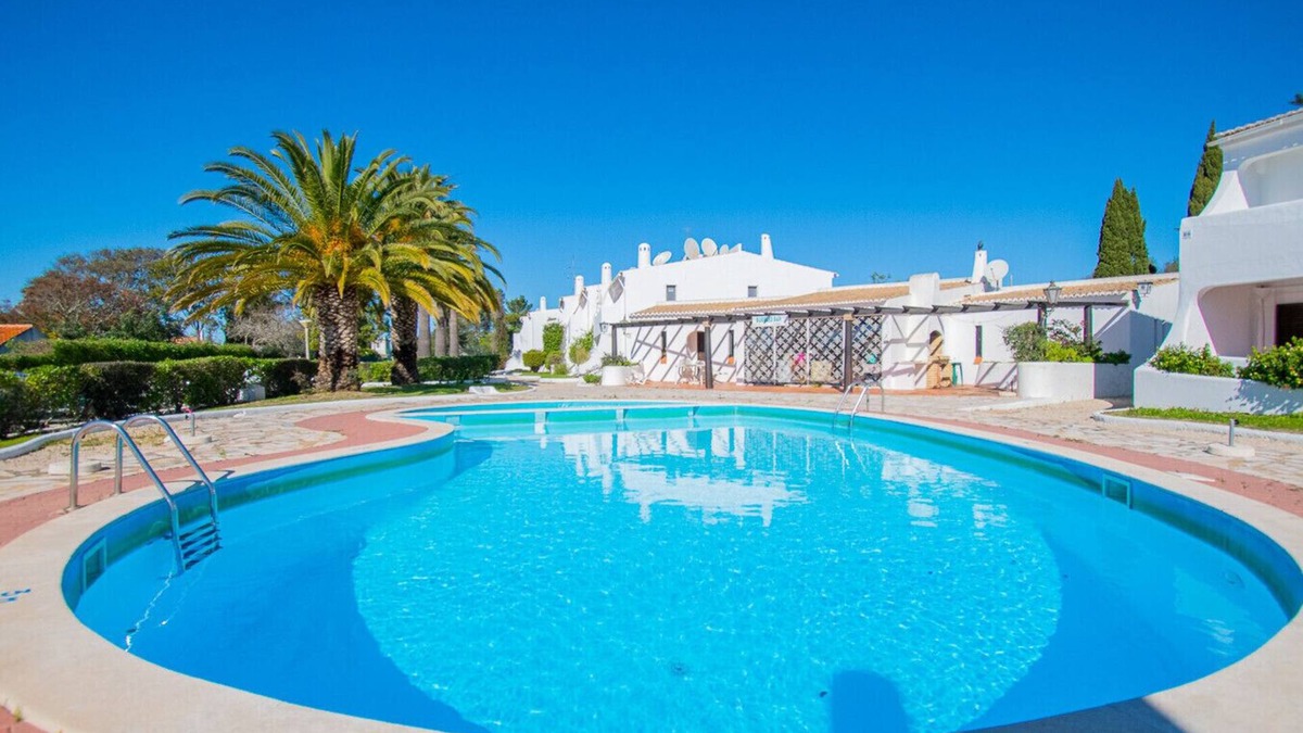Areias Dos Moinhos Apartment | D1 Carvoeiro Mar: Cozy Apt Near Beach & Town