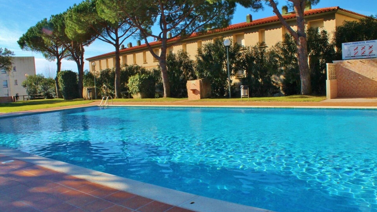Palamos Apartment | D322 - AP. A 100 M OF THE BEACH LA FOSCA - POOLS