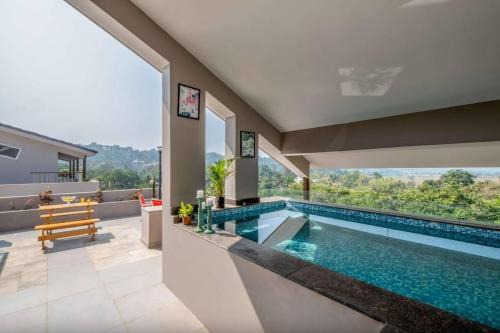 Verem Apartment | Da Alohas 2BHK Luxury Private Pool Penthouse Suite