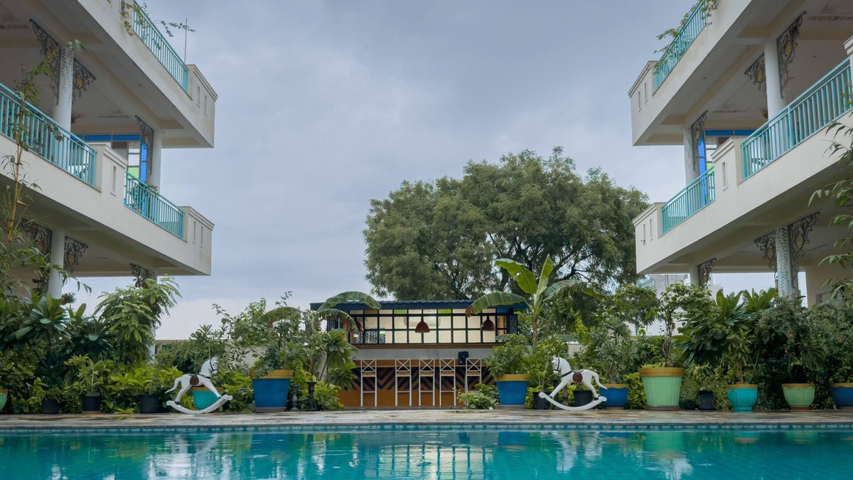 Taj Ganj Hotel | Da Bungalow - A Vacation Abode