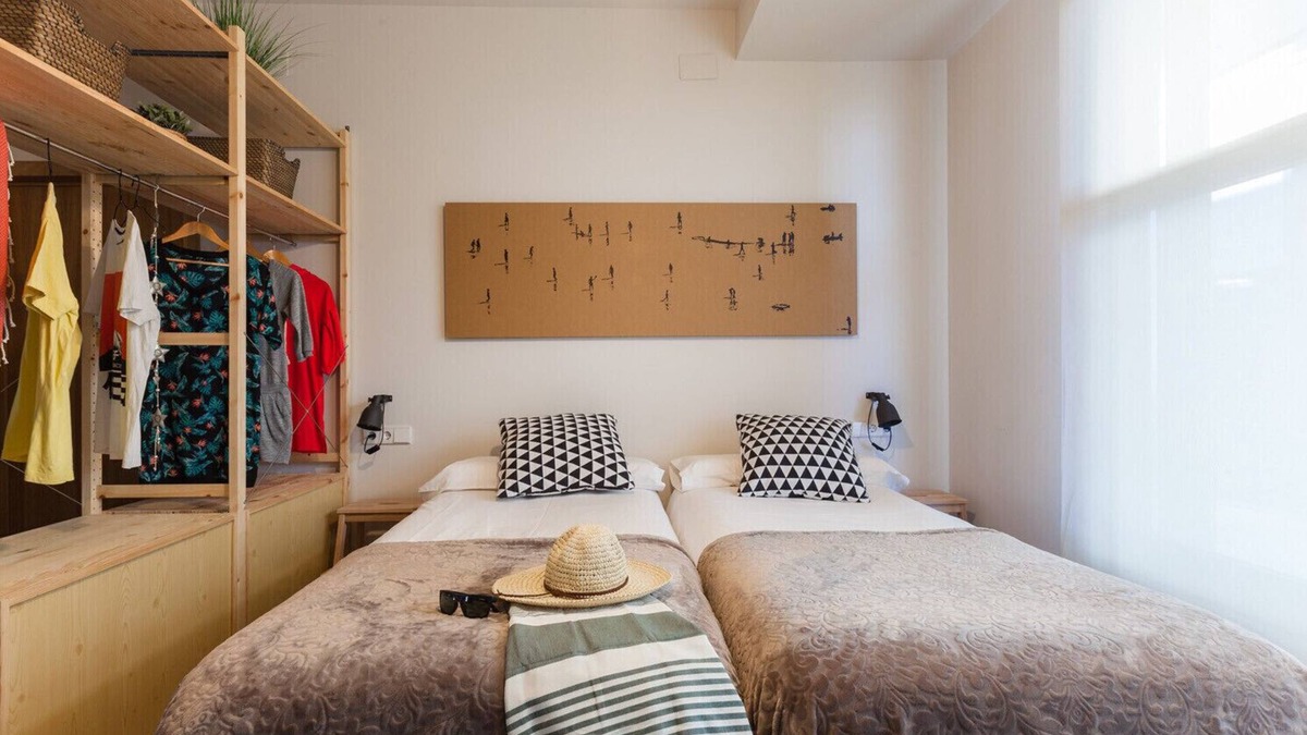 Zarautz Apartment | Dada 1 apartment by Egona
