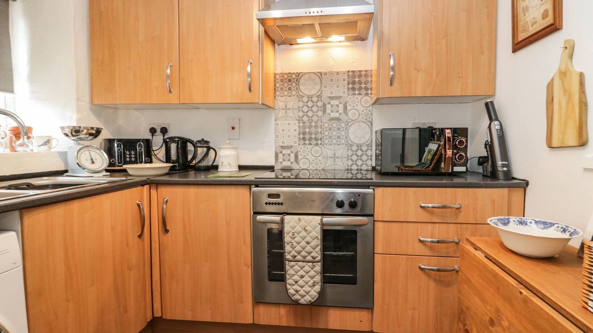 Flookburgh Cottage | Daffodil Cottage