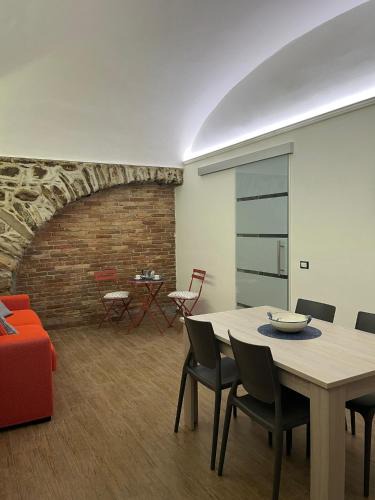 Santo Stefano di Camastra Apartment | Dai Nonni
