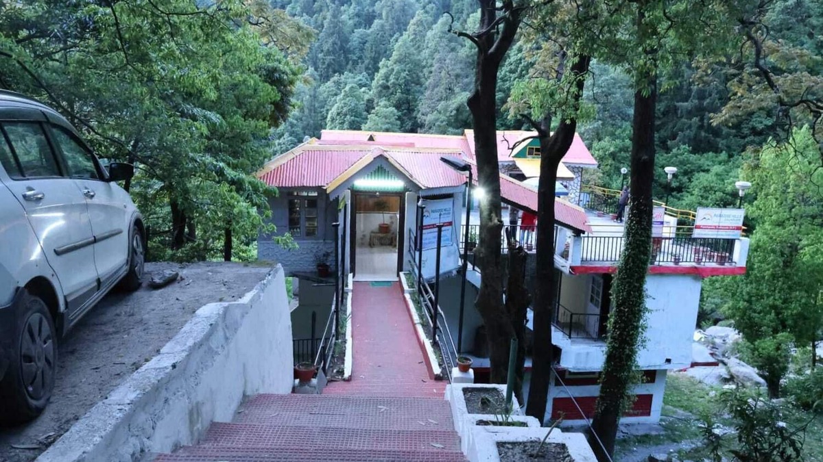 Dalhousie Hotel | Dalhousie Hotel Paradise Hill View