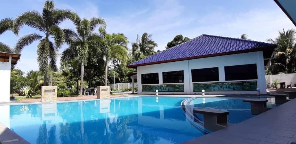 Kota Bharu Villa | DamaiSari Tawang