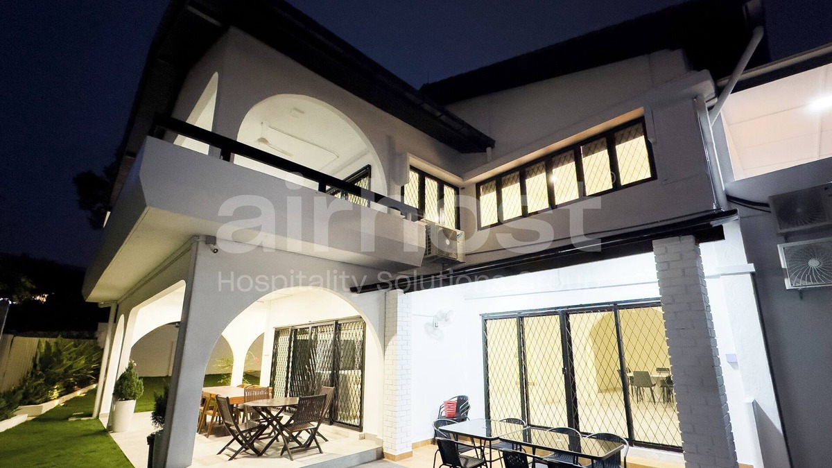 Kuala Lumpur Villa | Damansara Heights Luxury Villa with Pool