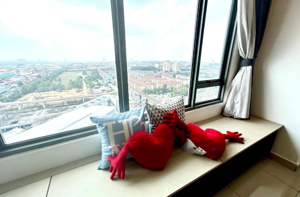 Usj 1 Apartment | Damen Suite (A) Sunway Subang by DW