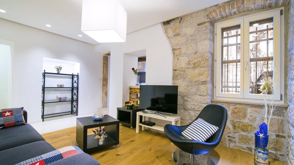 Rovinj Apartment | DANALU Two-Bedroom Apartment