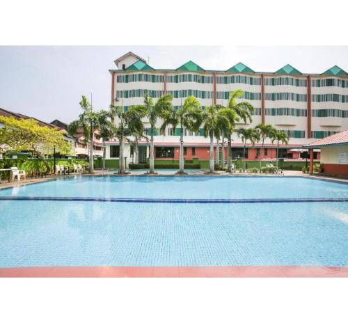 Tanjong Bidara Hotel | Dancenter Super Cowboy Hotel Melaka