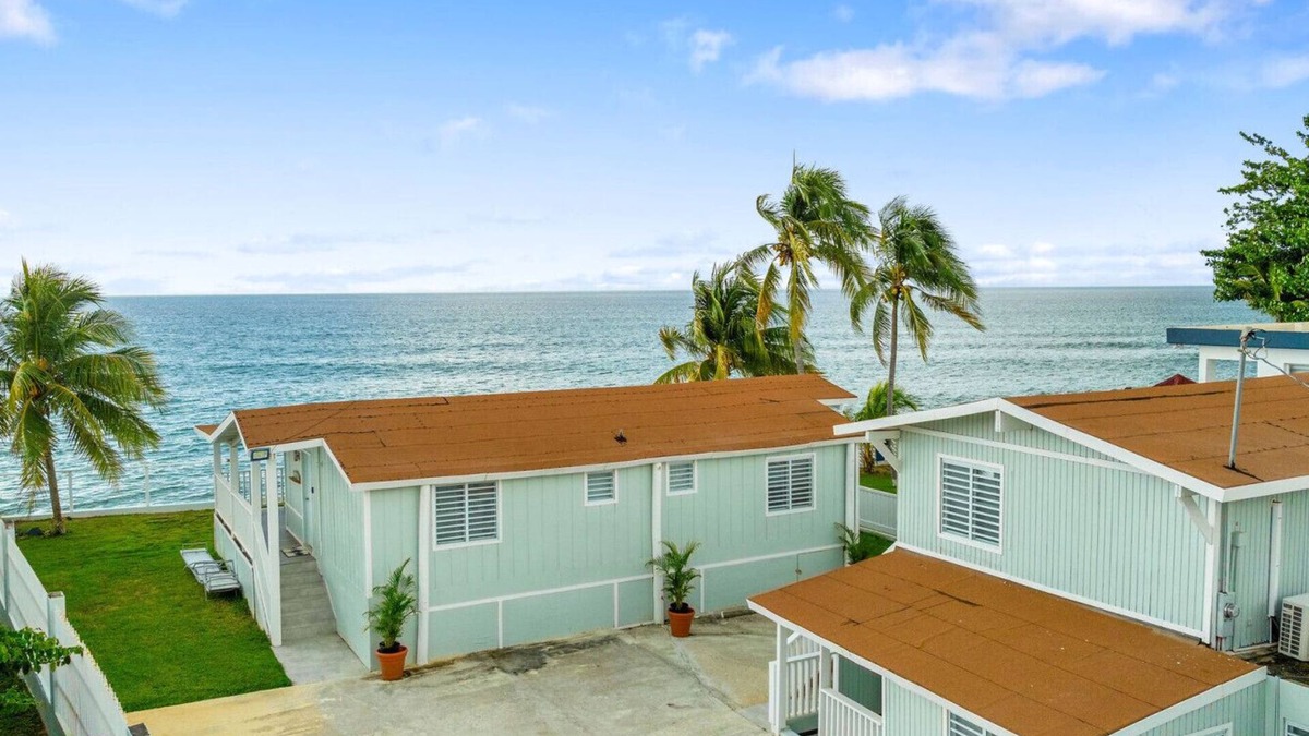 Stella Apartment | Daniela's Beachfront Studio