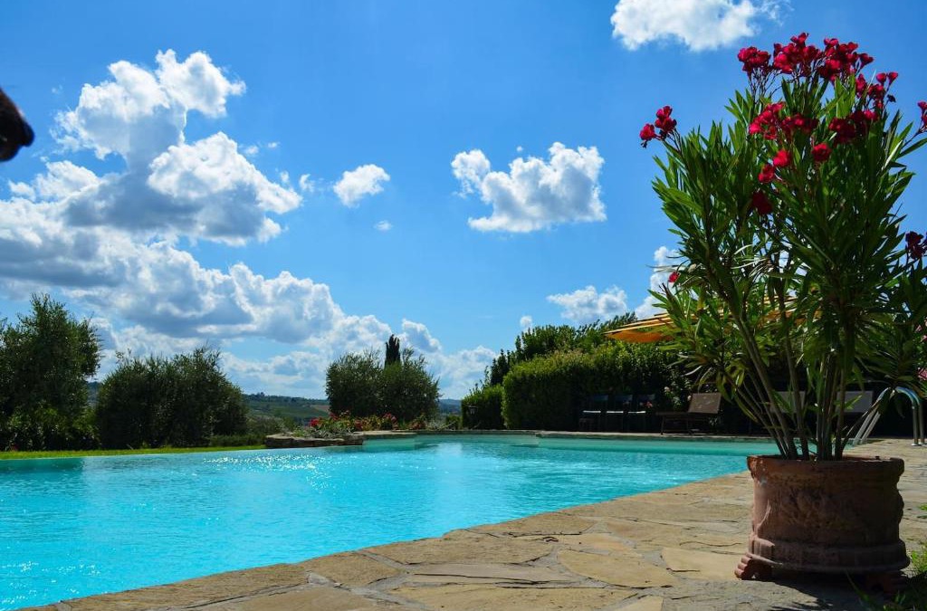 Scandicci House | Dante Country House - Casa con Piscina Privata e Jacuzzi tra Firenze e Chianti