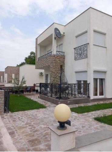 Bregvija Apartment | Dara Apartmani