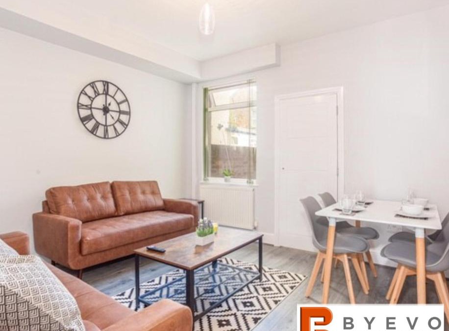North Wheatley House | Darwin House -Gainsborough Luxury Contractor Home From Home & Family Getaway