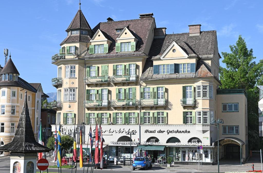 Velden am Worther See Apartment | Das Karawankenplatz! Haus der Geschenke-Carinthia