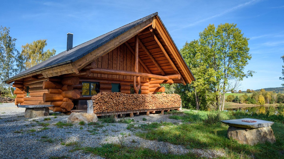 Borovany Cabin | Das neu Gebaute Blockhaus, Befindet Sich in Einer Wunderschönen Landschaft
