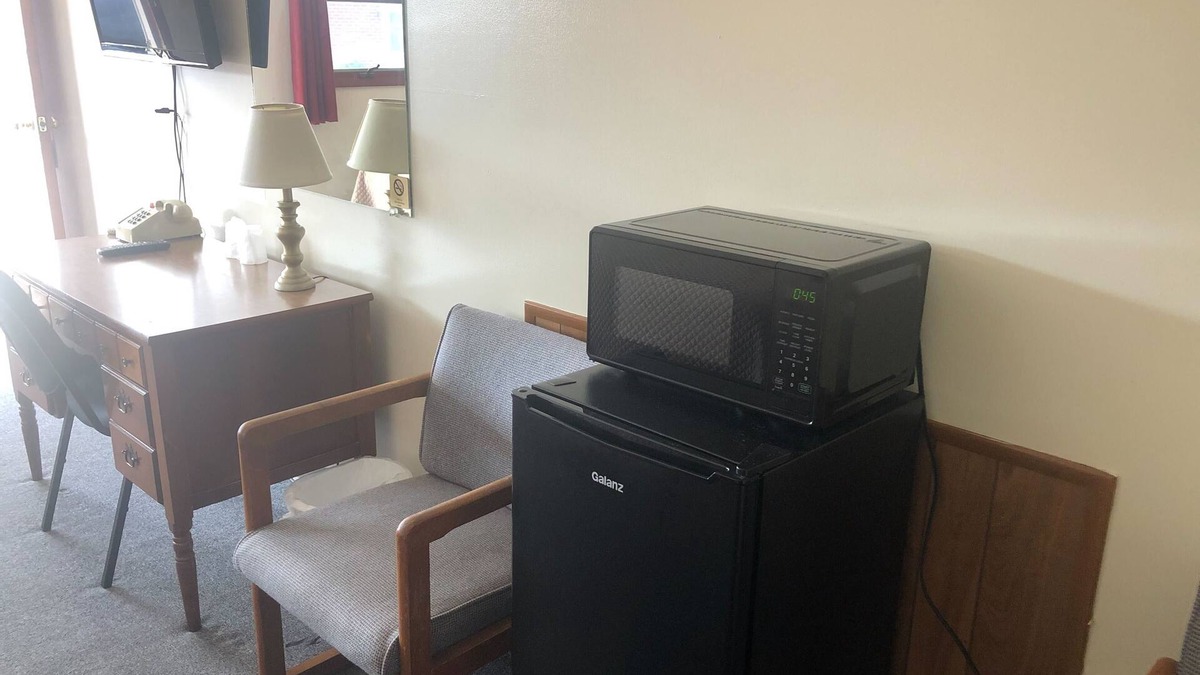 Kingsville Hotel | Dav-Ed Motel