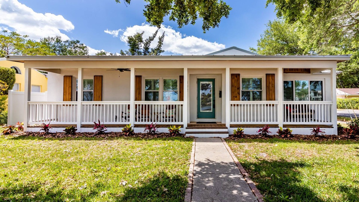 Davis Islands House | Davis Island Bungalow (A Hidden Gem)