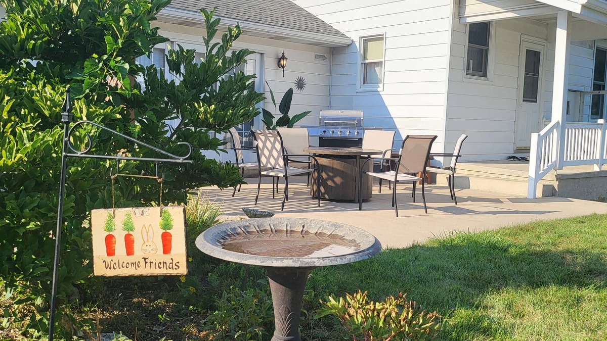 Palmyra House | Daydreamer off the creek, 5 Miles to Hersheypark,