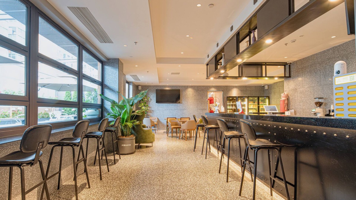 Changning Hotel | Dayin Serene Garden Hotel - Shanghai Hongqiao North Xinjing Metro Station